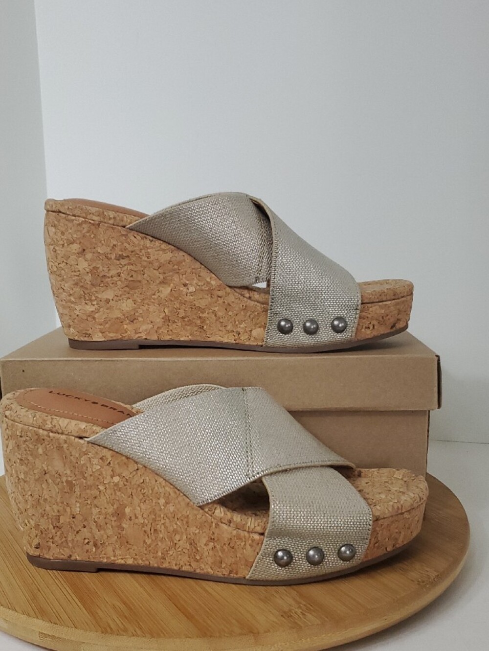 Lucky Brand Vesanna Wedge Slide Sandals Natural & Silver Size 8 NIB